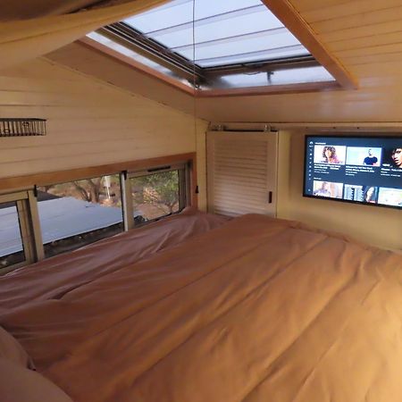 Appartement Bellatiny, Tiny House & Gypsy Wagon à Ondekaremba Extérieur photo