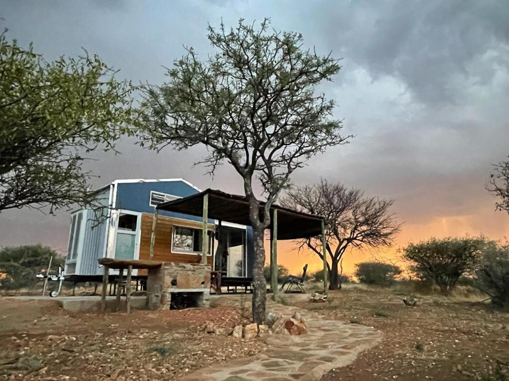 Appartement Bellatiny, Tiny House & Gypsy Wagon à Ondekaremba Extérieur photo