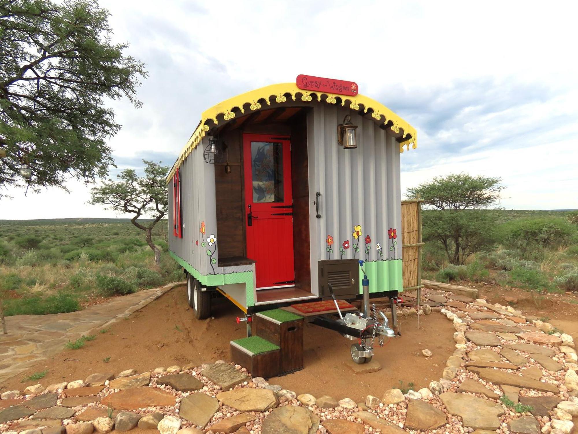 Appartement Bellatiny, Tiny House & Gypsy Wagon à Ondekaremba Extérieur photo